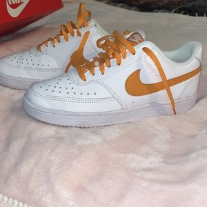 Nike court vision low